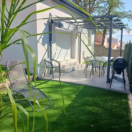 Villa L'Eden Des Aspres Thuir Esterno foto